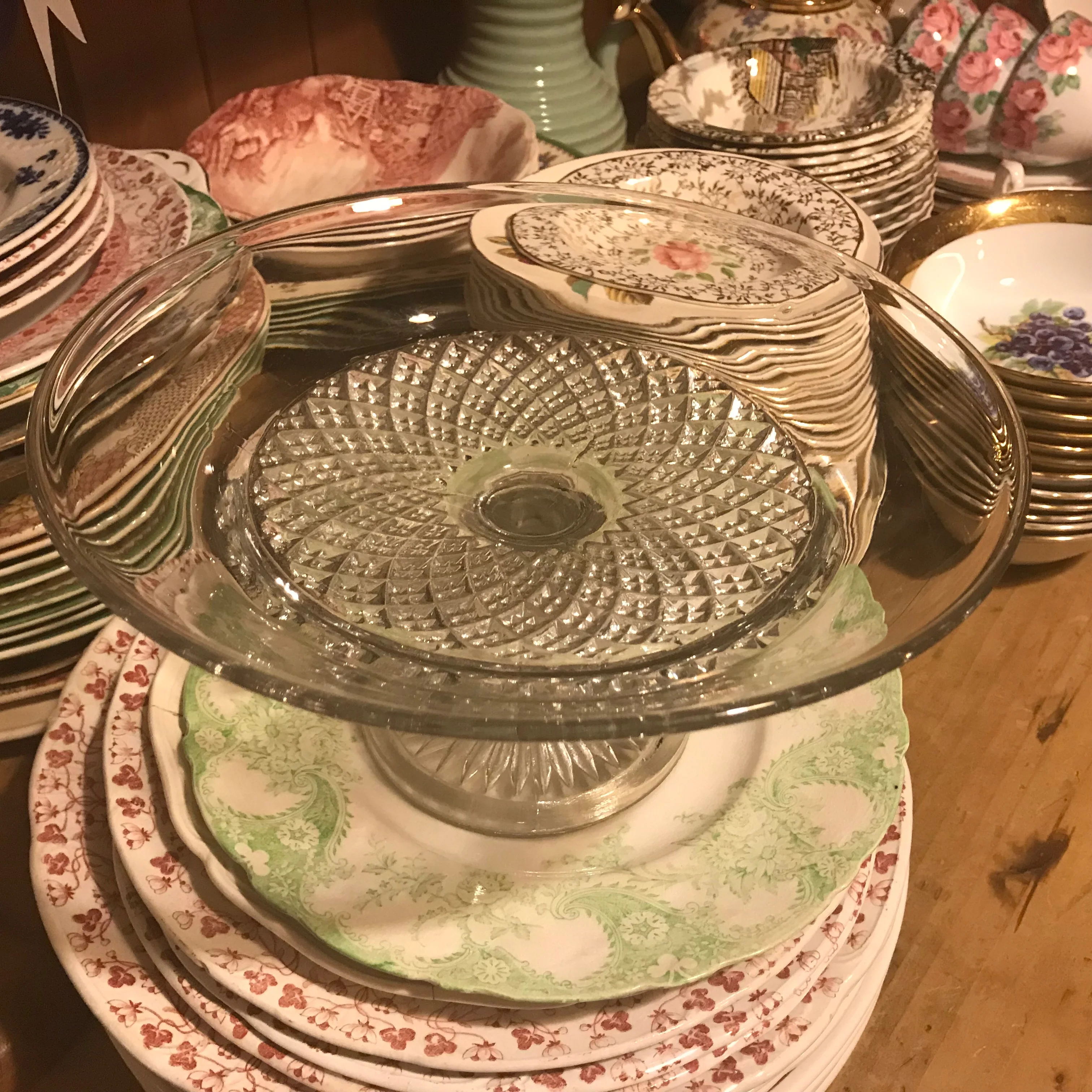 Early pressed glass fruit stand - Image 3