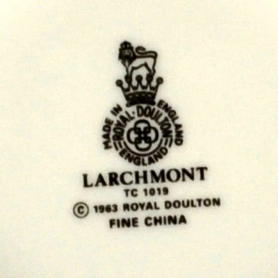 Royal Doulton Larchmont China Teacup and Saucer - Image 3